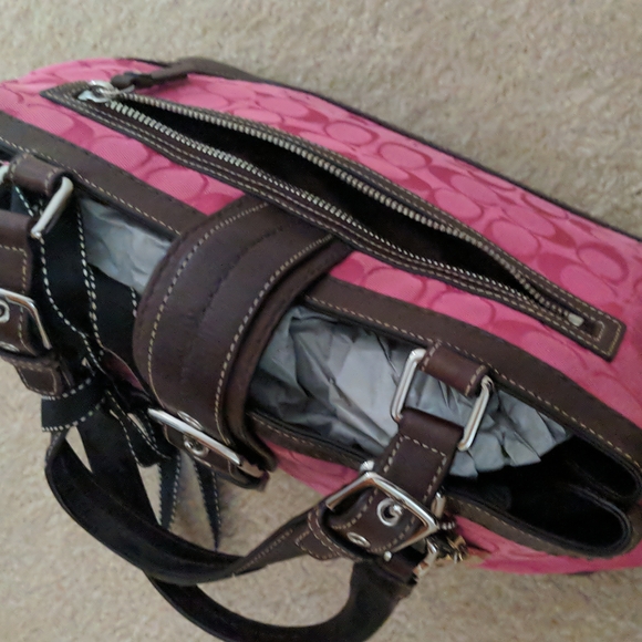 COACH F13021 Pink Canvas Brown Leather Handbag - Picture 2 of 6